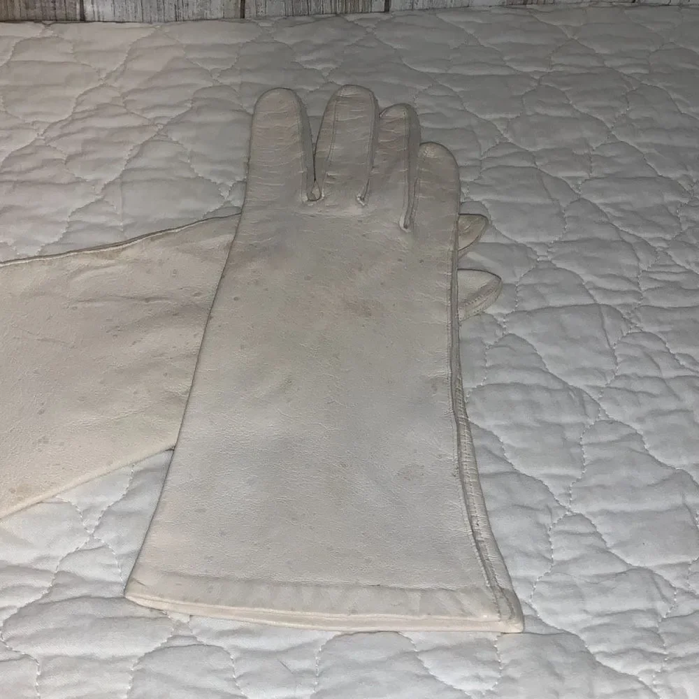 ‎Vintage White Kidskin Leather Gloves